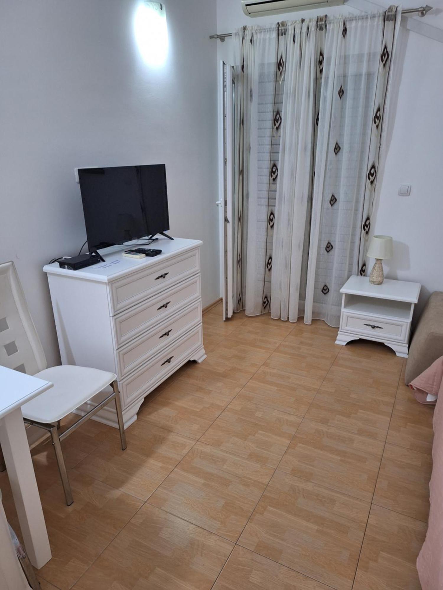 Apartmani P&M Тиват Екстериор снимка