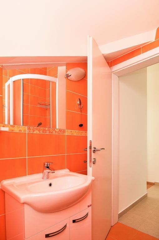 Apartmani P&M Тиват Екстериор снимка
